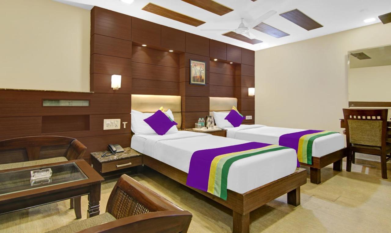 Treebo Trend Elite Hotel New Delhi Bagian luar foto