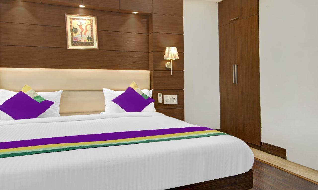 Treebo Trend Elite Hotel New Delhi Bagian luar foto