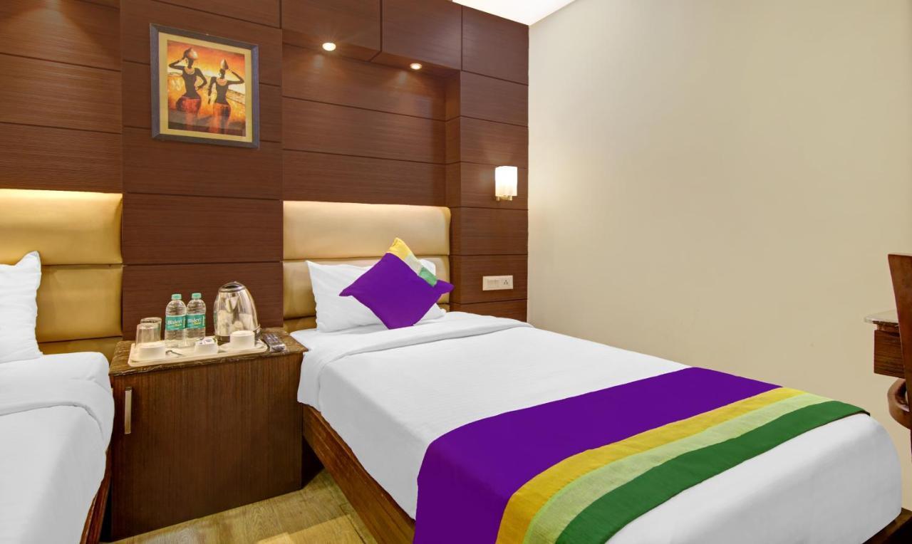 Treebo Trend Elite Hotel New Delhi Bagian luar foto