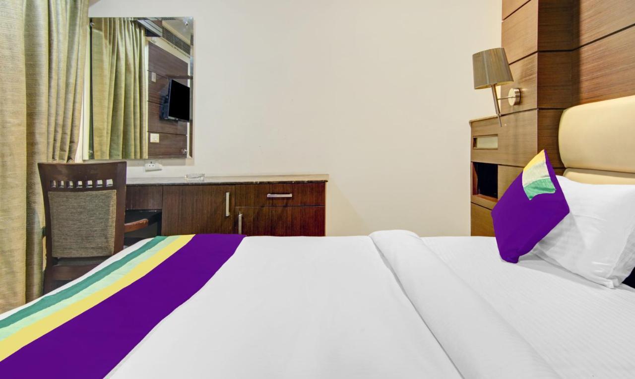 Treebo Trend Elite Hotel New Delhi Bagian luar foto